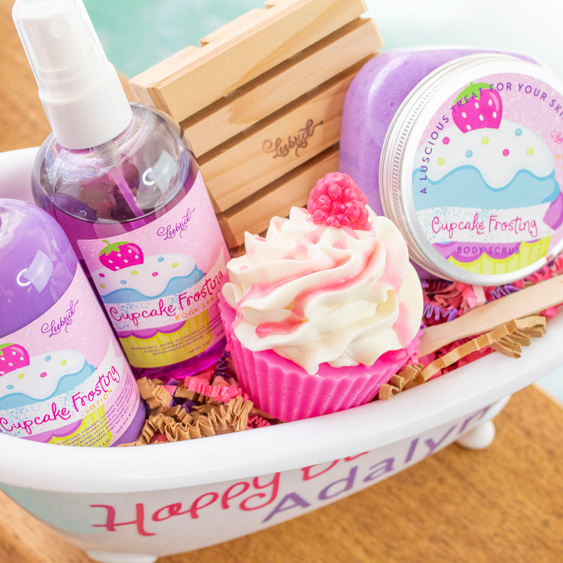 Personalized Happy Birthday Bathtub Gift Set